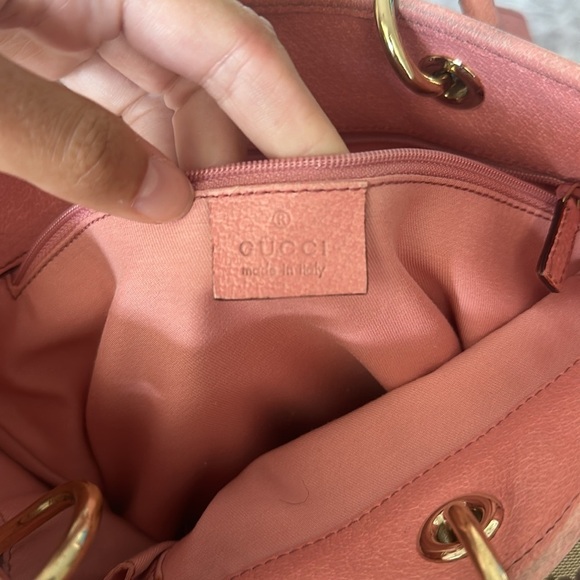 Gucci - Picture 6 of 7